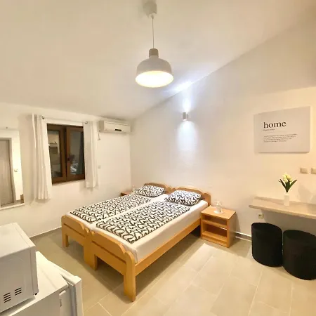 Ela I Gabi Homestay szállás