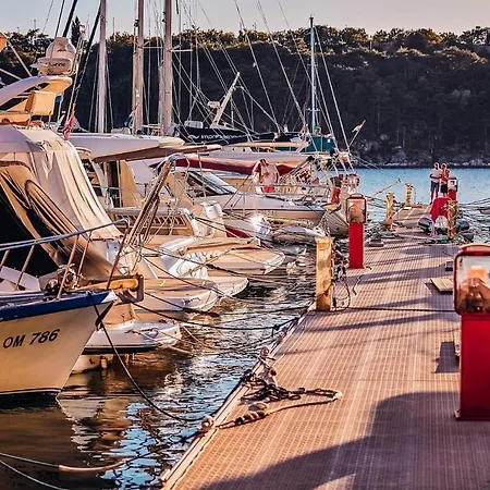 Ela I Gabi * Omišalj