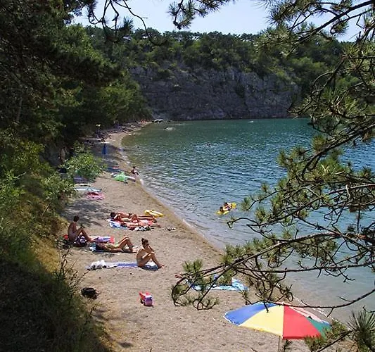 Ela I Gabi Rum i privatbostad Omišalj