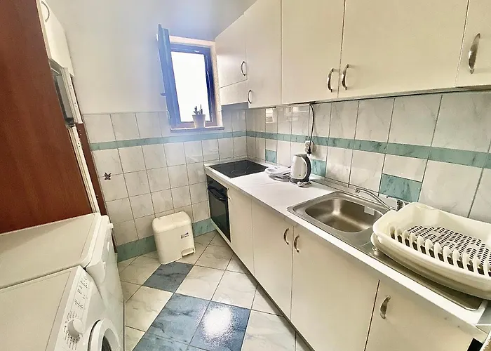 Ela I Gabi Alloggio in famiglia Omišalj